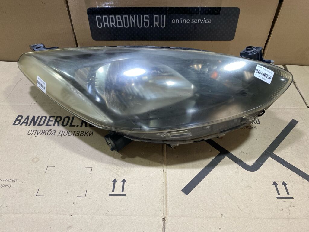 Фара на Mazda Demio DE3AS P6514, Правое расположение