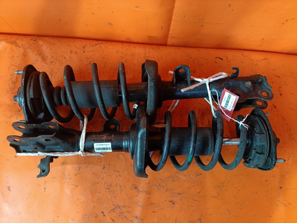 Стойка амортизатора на Honda Stepwgn RK1 R20A, Переднее расположение