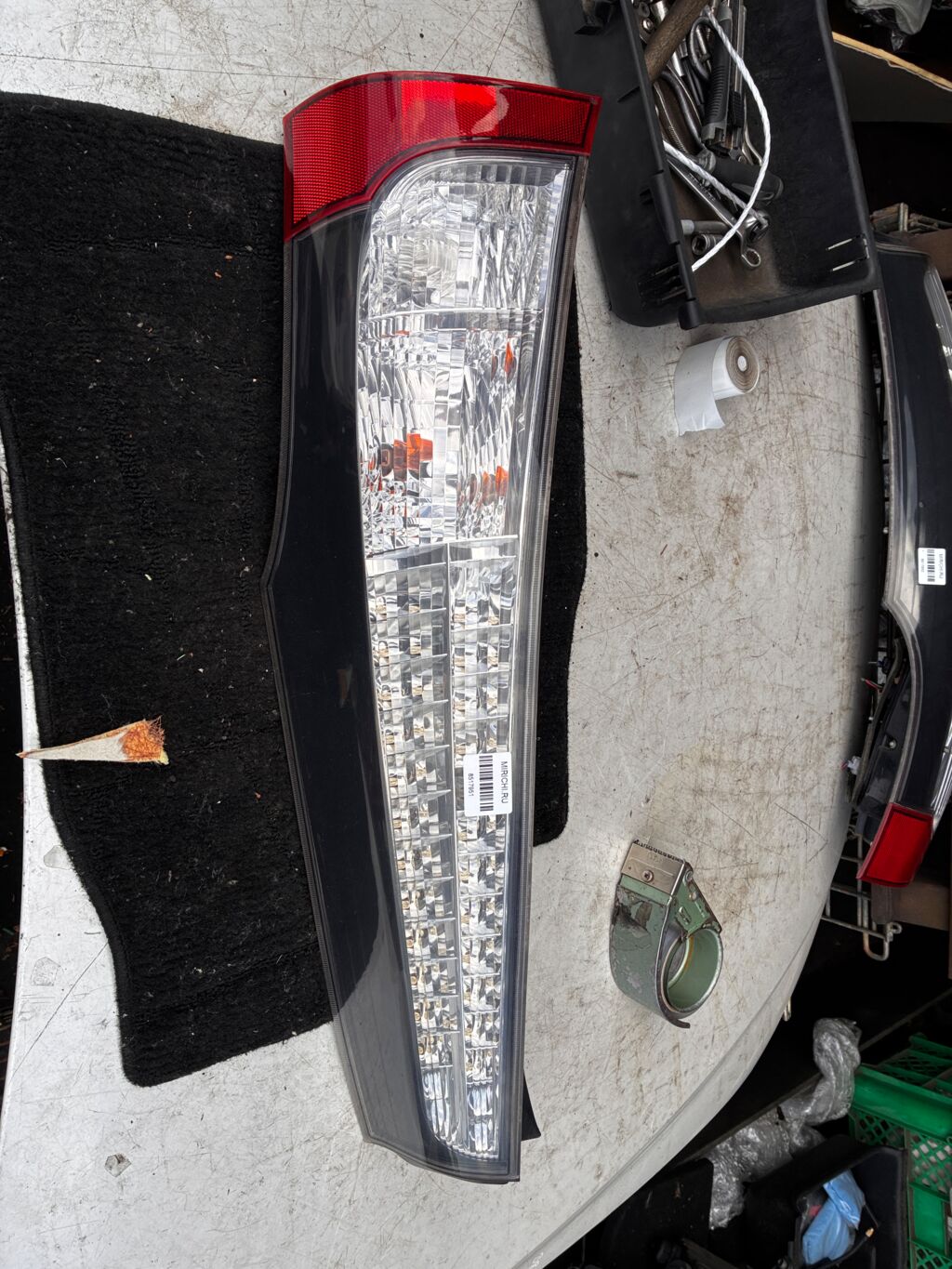 Стоп на Mitsubishi Grandis NA4W 220-87641, Правое расположение