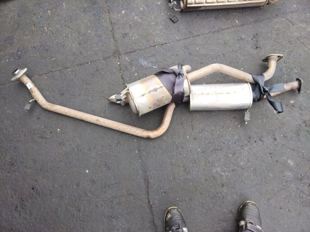 Глушитель на Honda Freed GB3 L15A