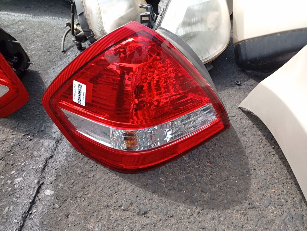 Стоп на Nissan Tiida Latio SC11 P4088, Левое расположение