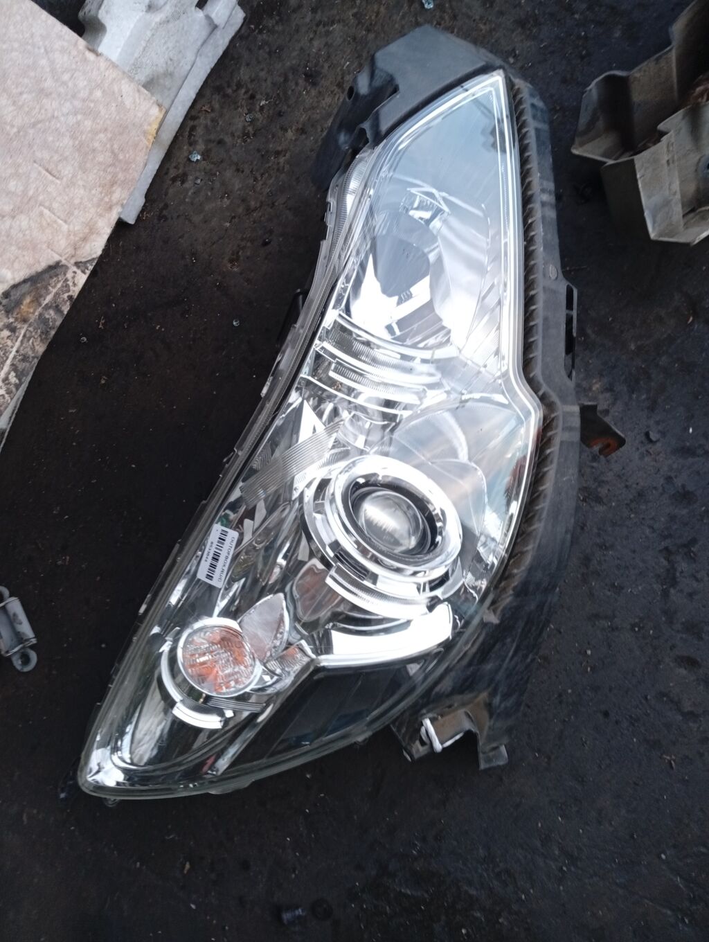 Фара на Subaru Legacy Wagon BR9 100-20061, Правое расположение