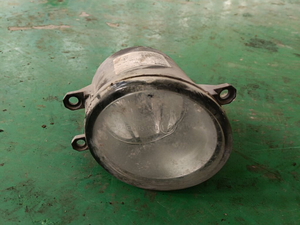 Туманка бамперная на Toyota Camry ACV40 03B04709 212-2052R-UQ  81210-0D040  81210-0D041  81210-0D042  939.TY5921R, Правое расположение
