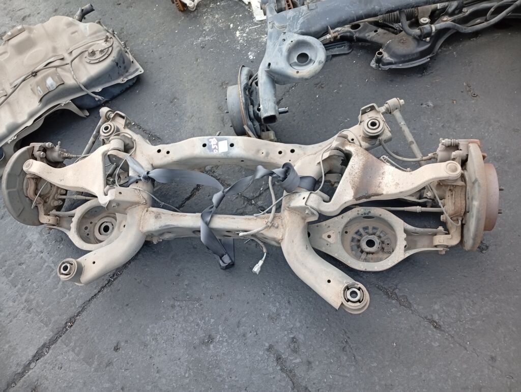 Балка подвески на Nissan Murano TZ51 QR25DE, Заднее расположение