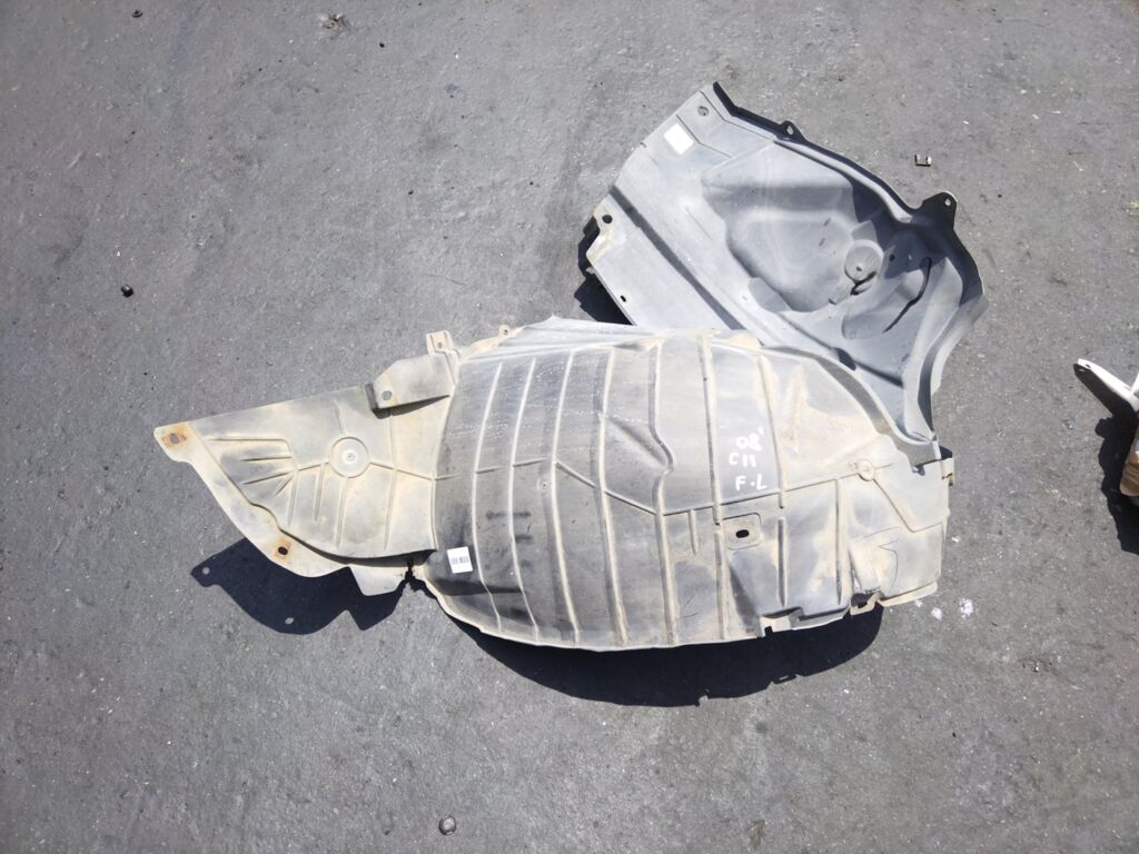 Подкрылок на Nissan Tiida C11 HR15DE 63843-ED05D, Переднее Левое расположение