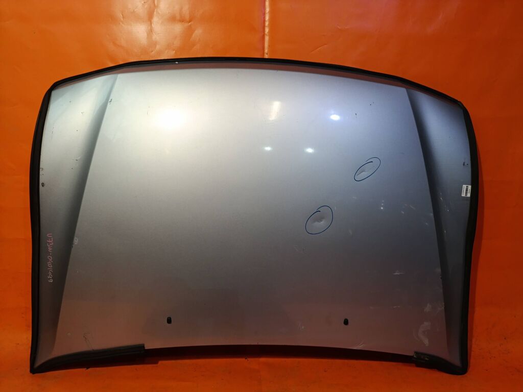 Капот на Mitsubishi Pajero V73W