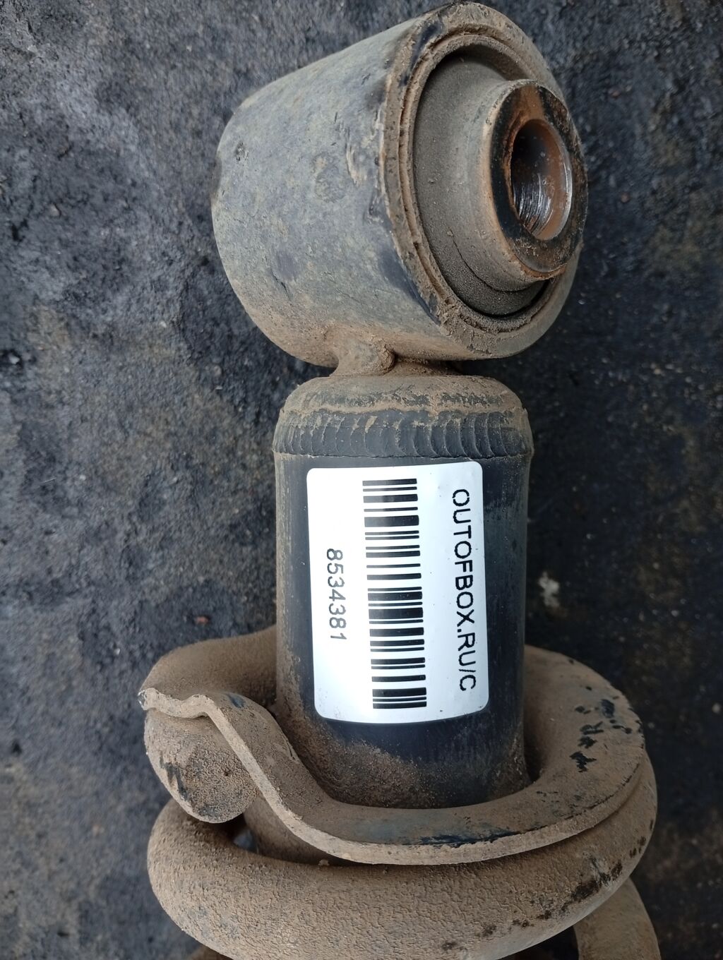 Стойка амортизатора на Toyota Wish ZGE25G 2ZR-FAE Фото 2