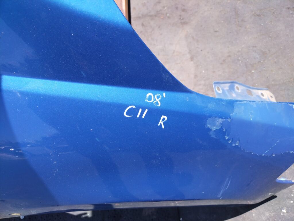 Крыло переднее на Nissan Tiida C11, Правое расположение
