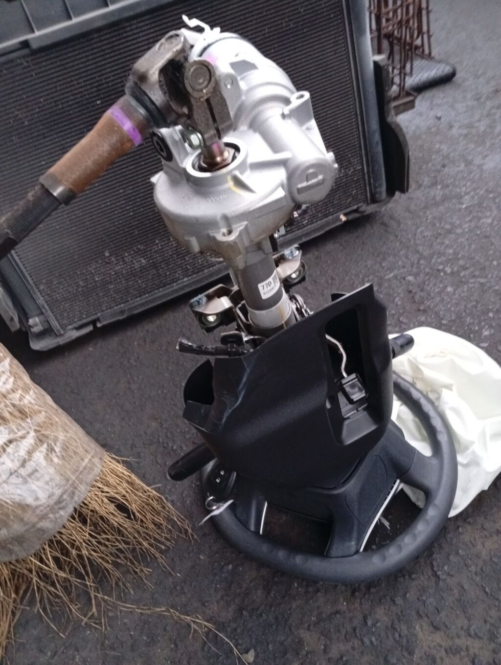 Рулевая колонка на Toyota Aqua NHP10 Фото 2