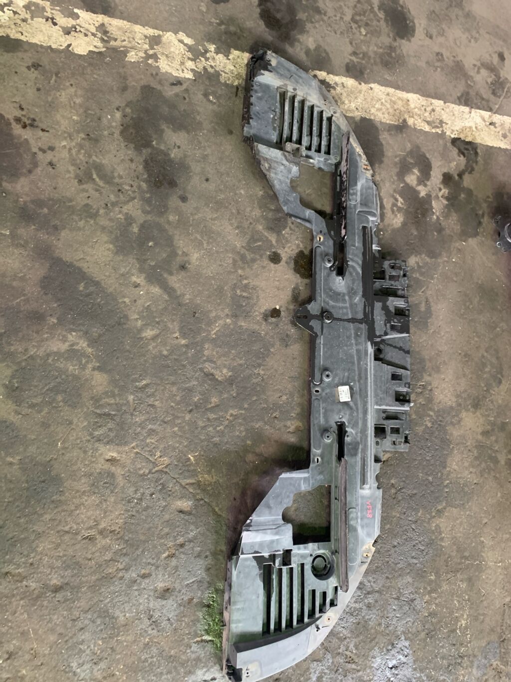 Защита бампера на Peugeot 508 VF38 9675692880, Переднее расположение