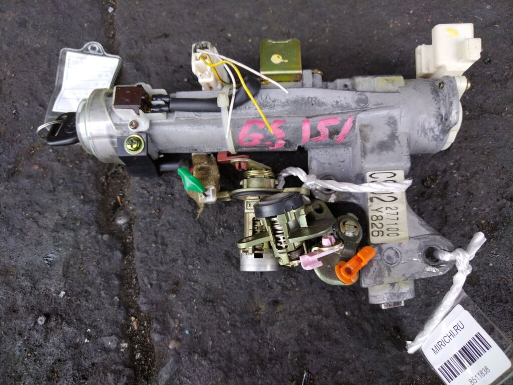 Замок зажигания на Toyota Crown GS151