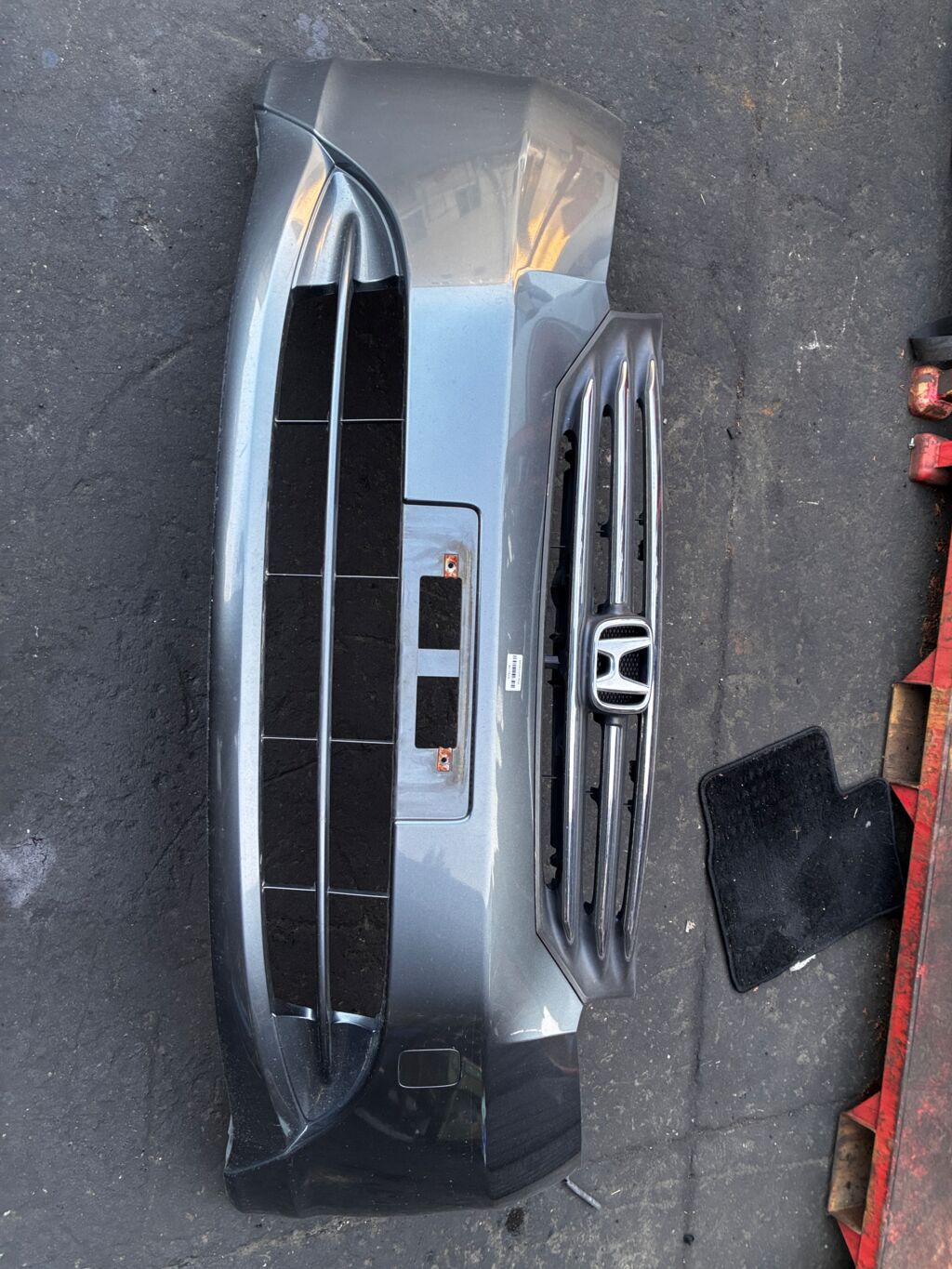 Бампер на Honda Freed GB3, Переднее расположение