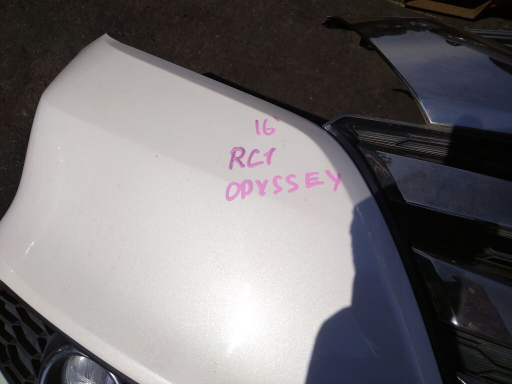 Бампер на Honda Odyssey RC1 W0650D, Переднее расположение