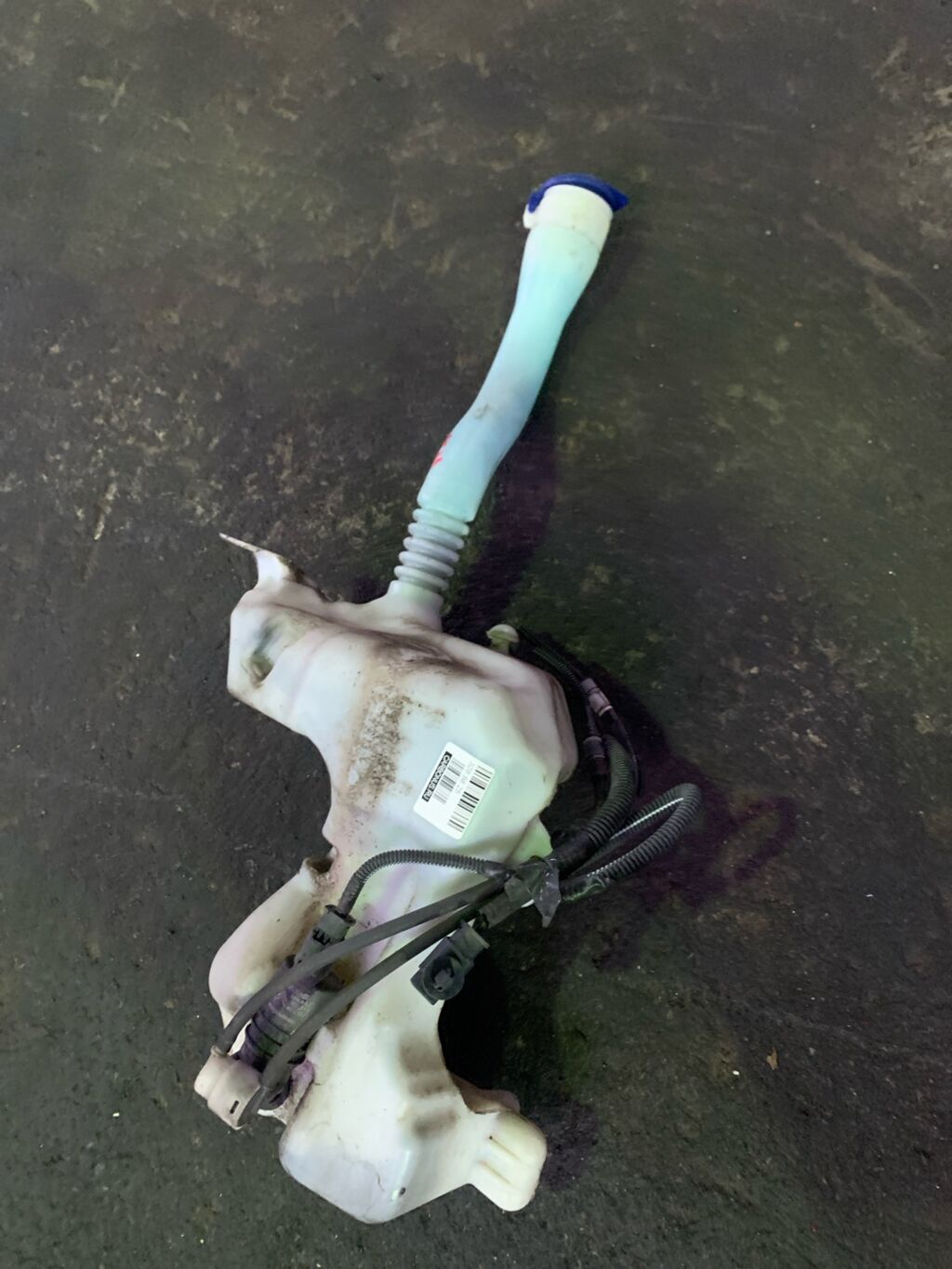 Бачок омывателя на Peugeot 5008 VF30 63821км 9685005580  9643447980