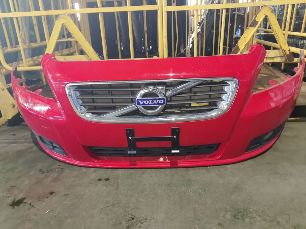 Бампер на Volvo V50 MW 30744976, Переднее расположение