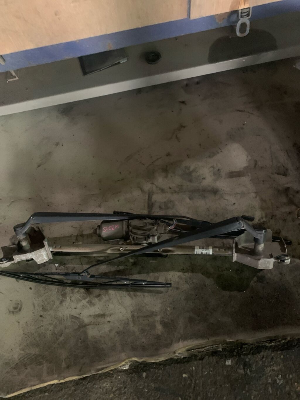 Мотор привода дворников на Toyota Lite Ace S402M 85110-BZ090
