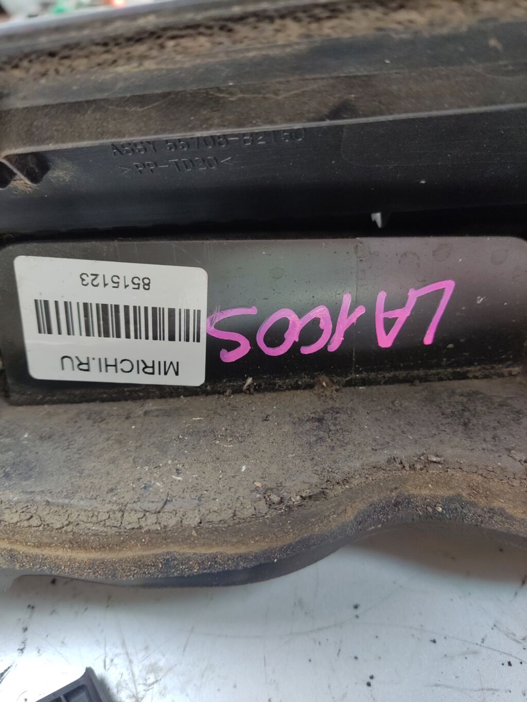 Решетка под лобовое стекло на Daihatsu Move LA100S 55781-B2130
