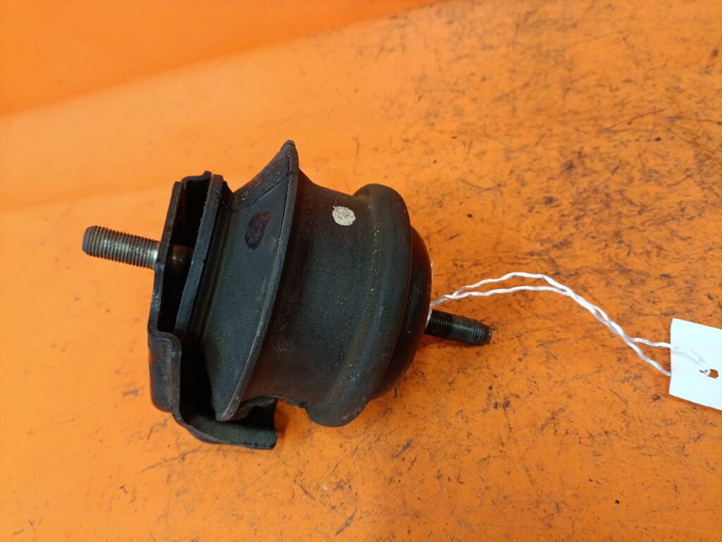 Подушка двигателя на Toyota Crown Estate JZS173W 1JZ-GE 12360-46080  12380-46030, Переднее расположение