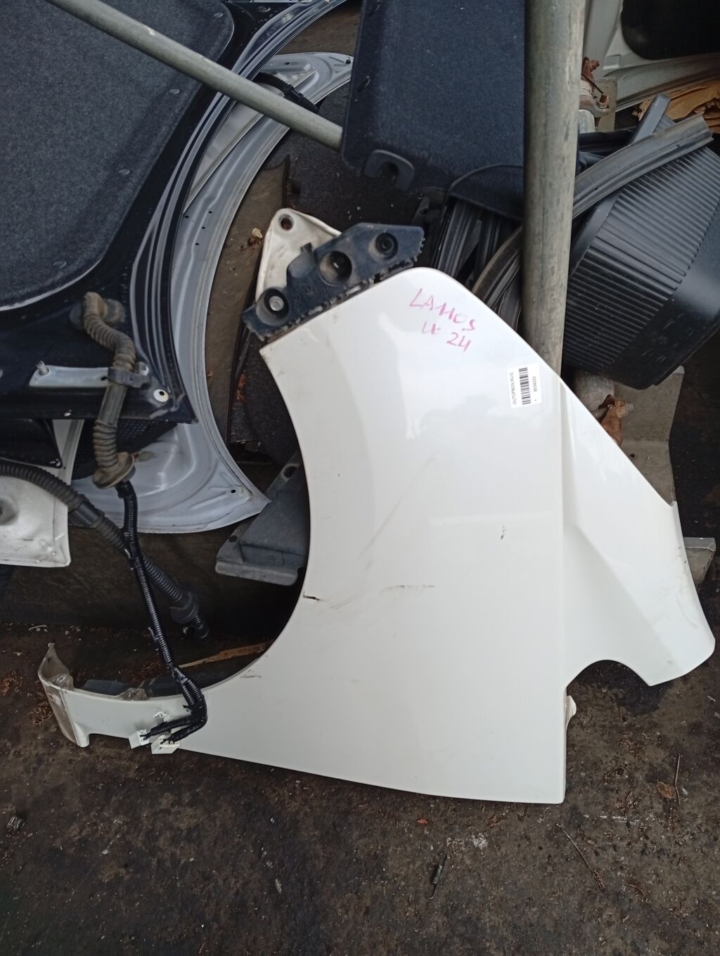 Крыло переднее на Daihatsu Move LA110S, Левое расположение