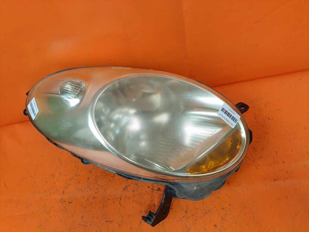Фара на Nissan March AK12 1816, Правое расположение