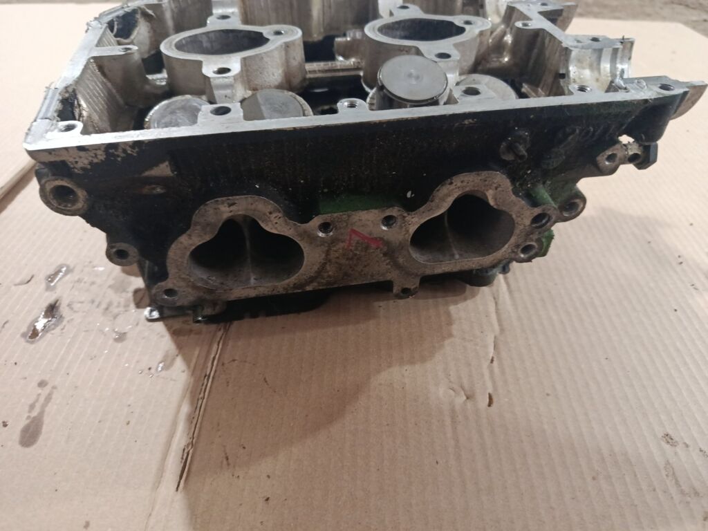 Головка блока цилиндров на Subaru Legacy Wagon BH5 EJ206 Фото 3