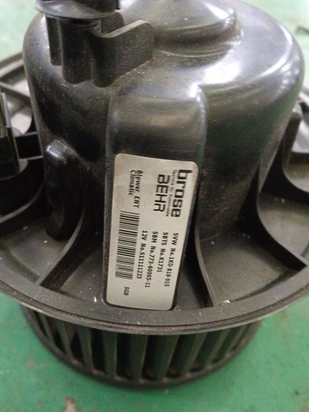 Мотор печки на Skoda Octavia A5 1Z 1KD819015