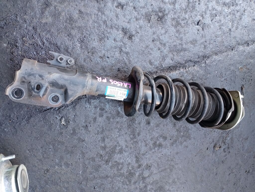 Стойка амортизатора на Daihatsu Move LA150S KF 48510-B2D60, Переднее Правое расположение