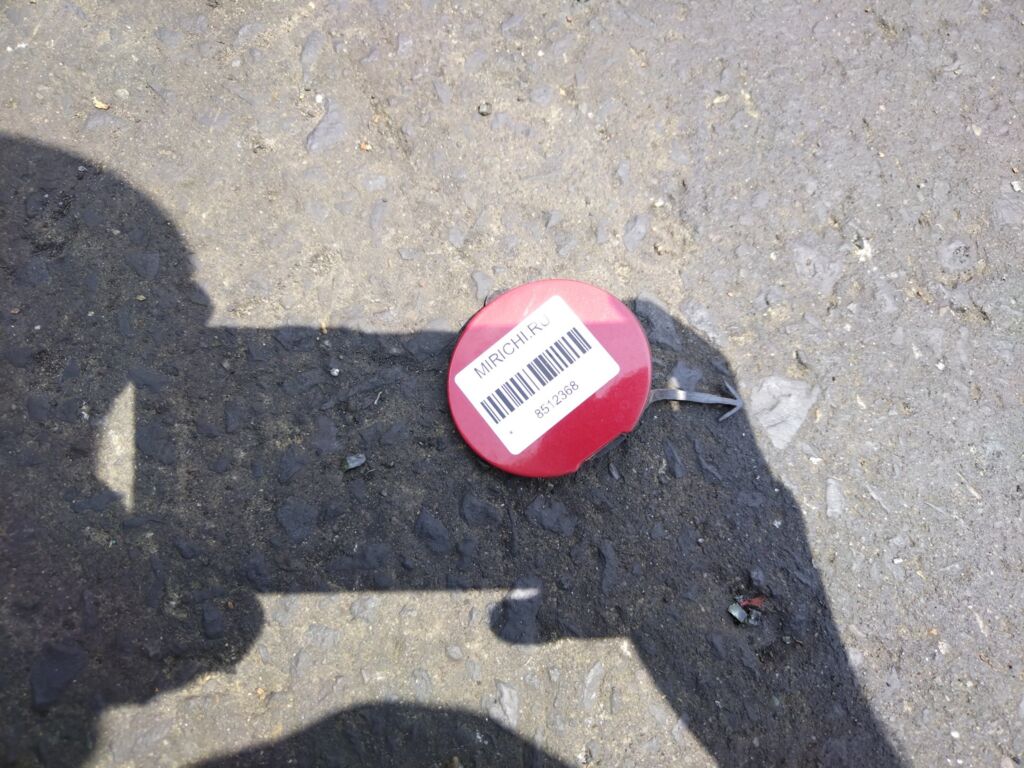 Заглушка в бампер D461-50A11 на Mazda Verisa DC5W Фото 2