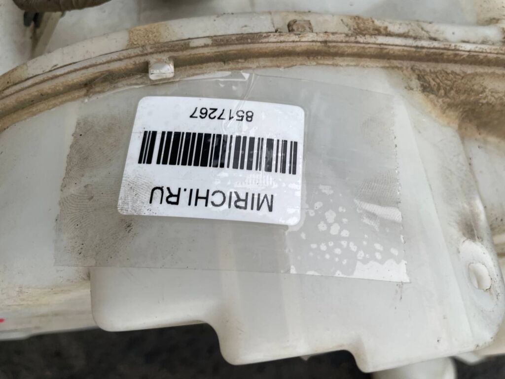 Бачок омывателя на Mazda Axela BK5P 860142-721