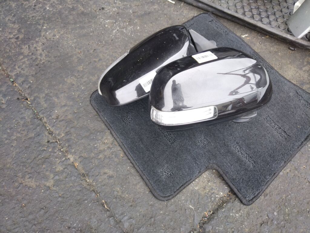 Зеркало двери боковой на Toyota Bb QNC20