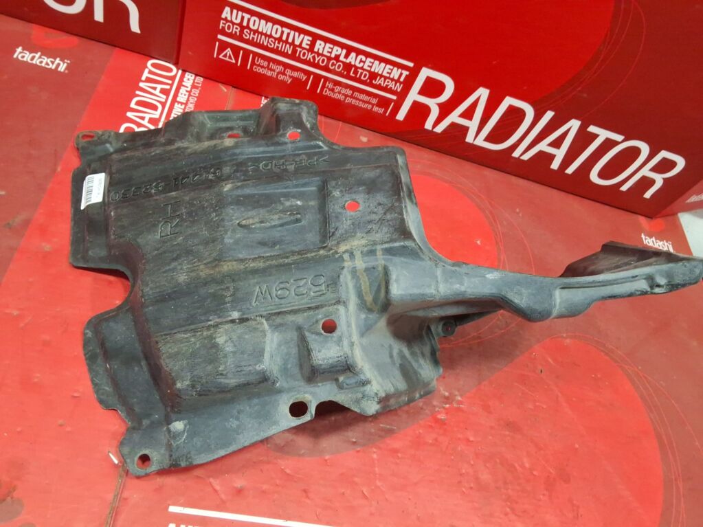 Защита двигателя на Toyota Probox NCP160V 51441-52330, Переднее Правое расположение