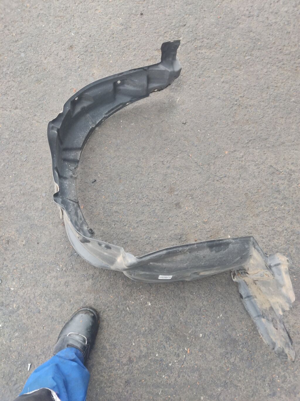 Подкрылок на Toyota Prius ZVW30 2ZR-FXE 53875-47030, Переднее Правое расположение