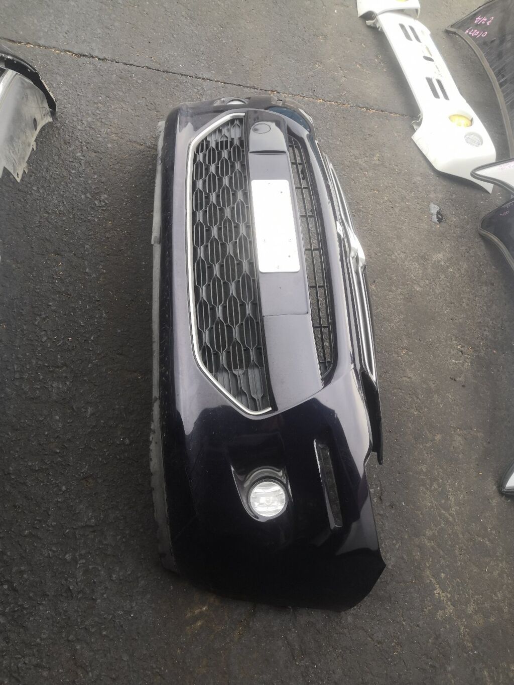 Бампер на Citroen C3 VF7S, Переднее расположение