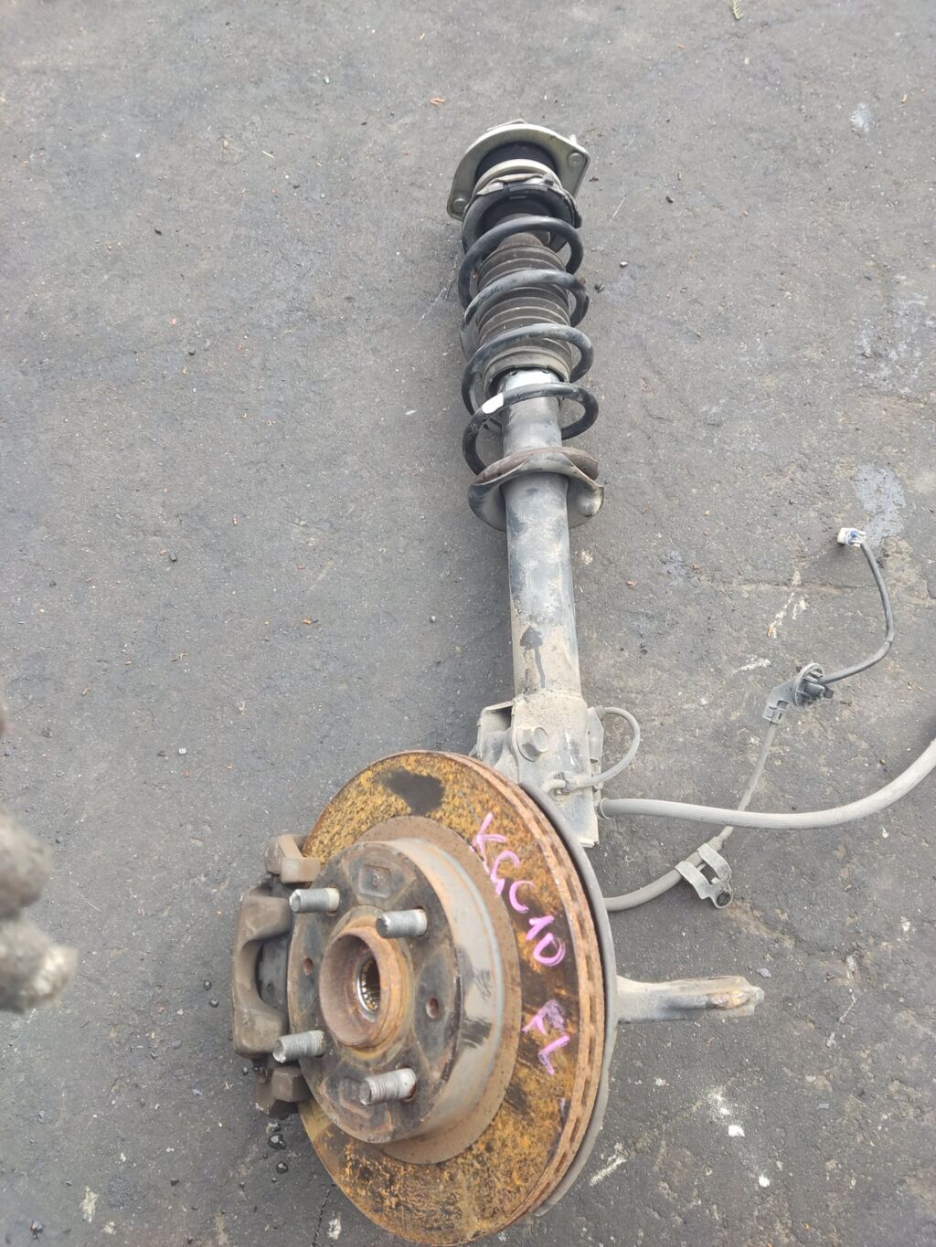 Стойка амортизатора на Toyota Passo KGC10 1KR-FE 312847  332120  48510-B1040  48510-B1040A  CR-049-6063  CR-049F-QNC10  CR8803  SJ-049-6063  SST0105  ST-049-6063  ST-049F-KGC10, Переднее Левое расположение