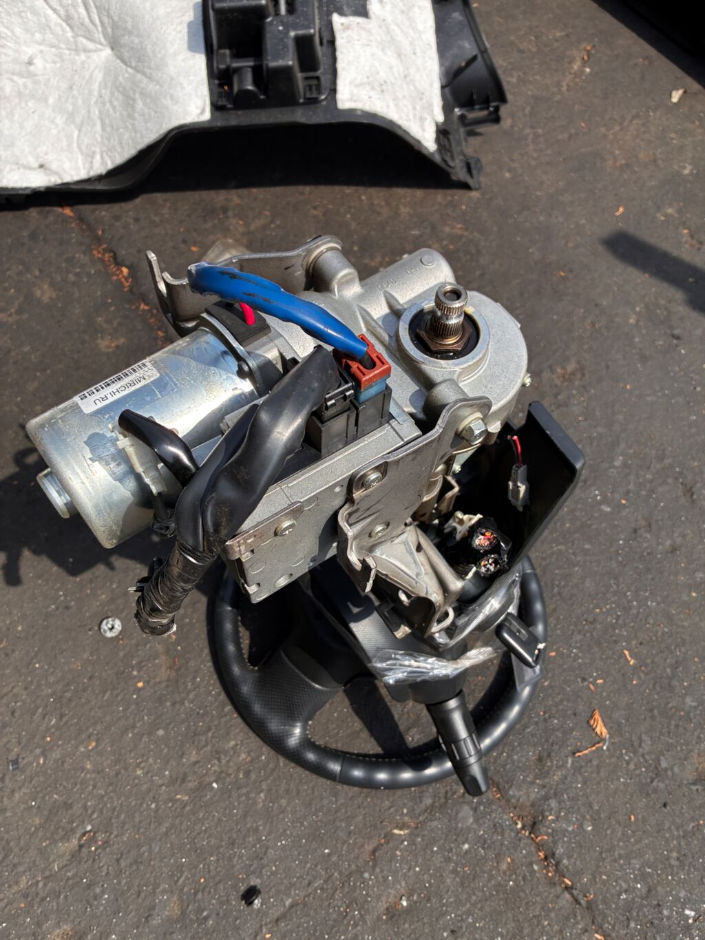 Рулевая колонка на Nissan March AK12