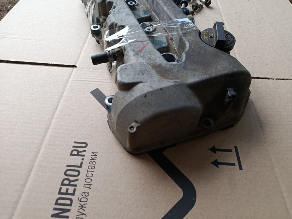 Клапанная крышка на Suzuki Sx4 YA11S M15A