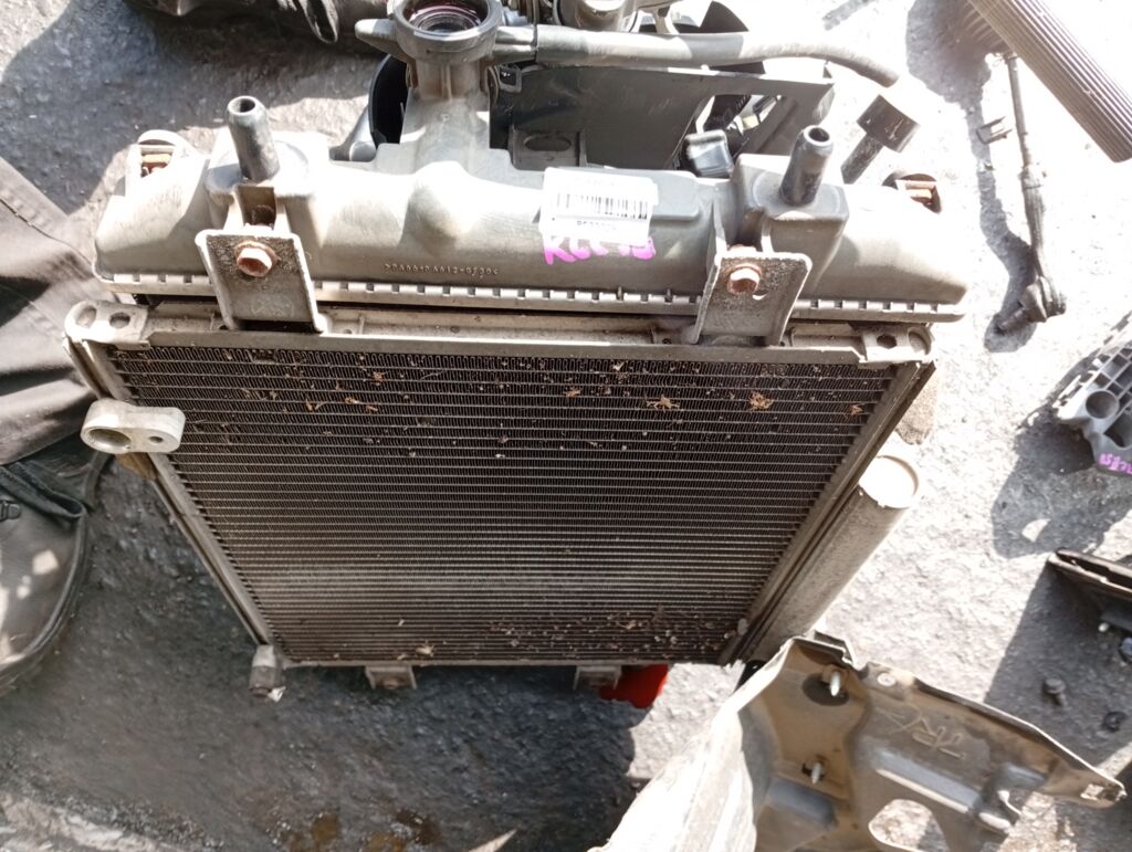 Радиатор ДВС на Toyota Passo KGC10 1KR-FE 16400-B1020  16400-B1021  FX-036-9997  FX-036-9997A  TD-036-9997  TD-036-9997A