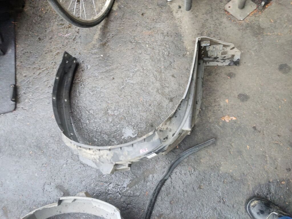 Подкрылок на Honda Stepwgn RG3 K24A 74151-SLJ-0000, Переднее Левое расположение