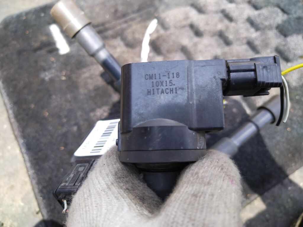 Катушка зажигания на Honda Fit Hybrid GP1 LDA