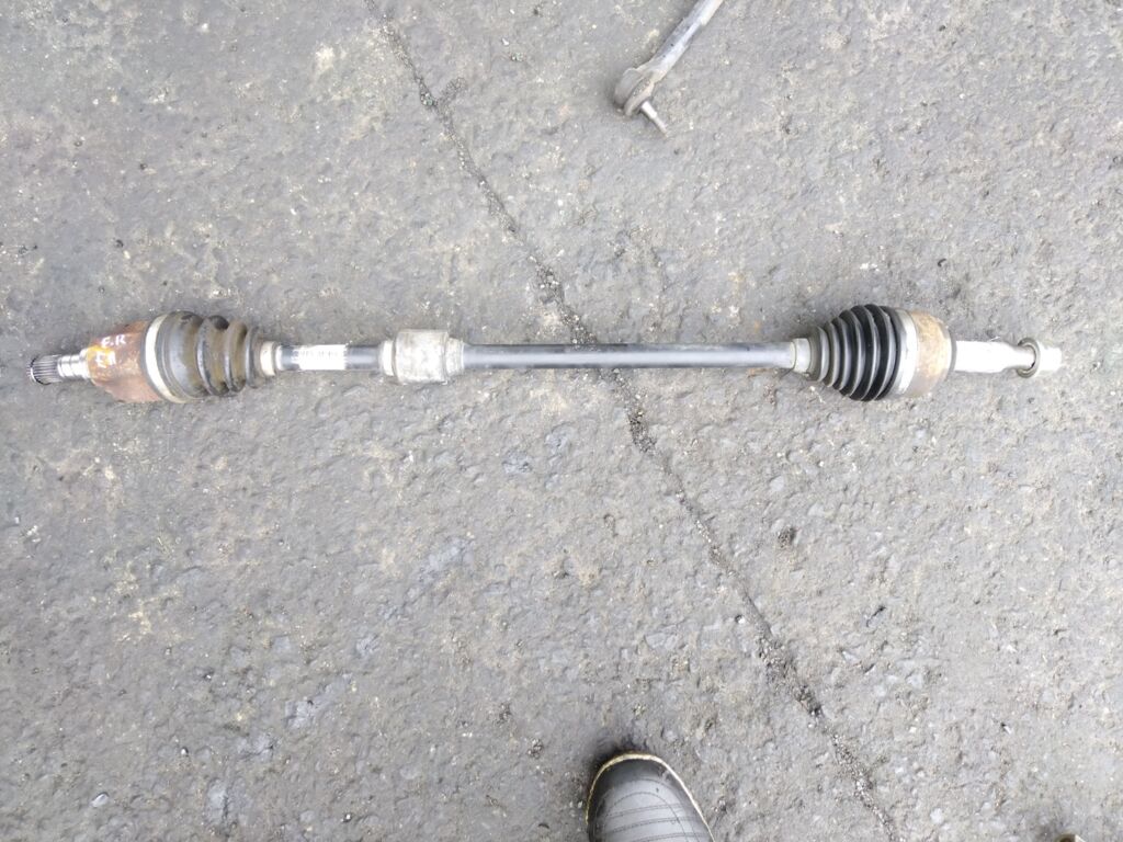 Привод на Nissan Note E11 HR15DE, Переднее Правое расположение