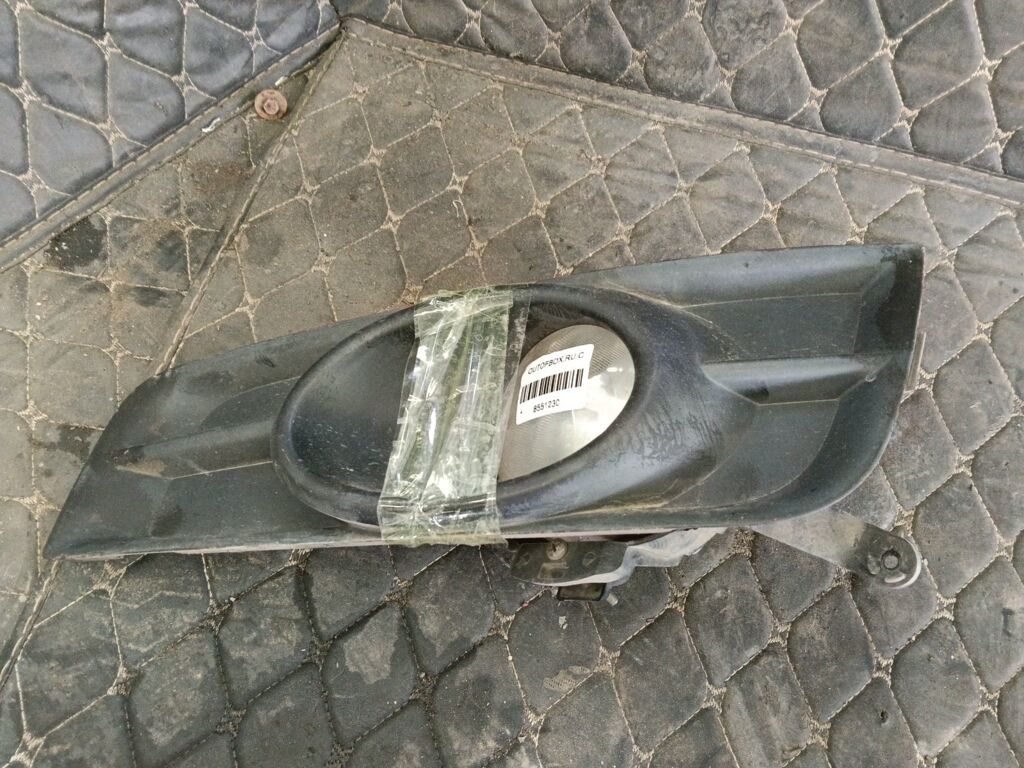 Туманка бамперная на Chevrolet Cruze J300 94831152, Правое расположение