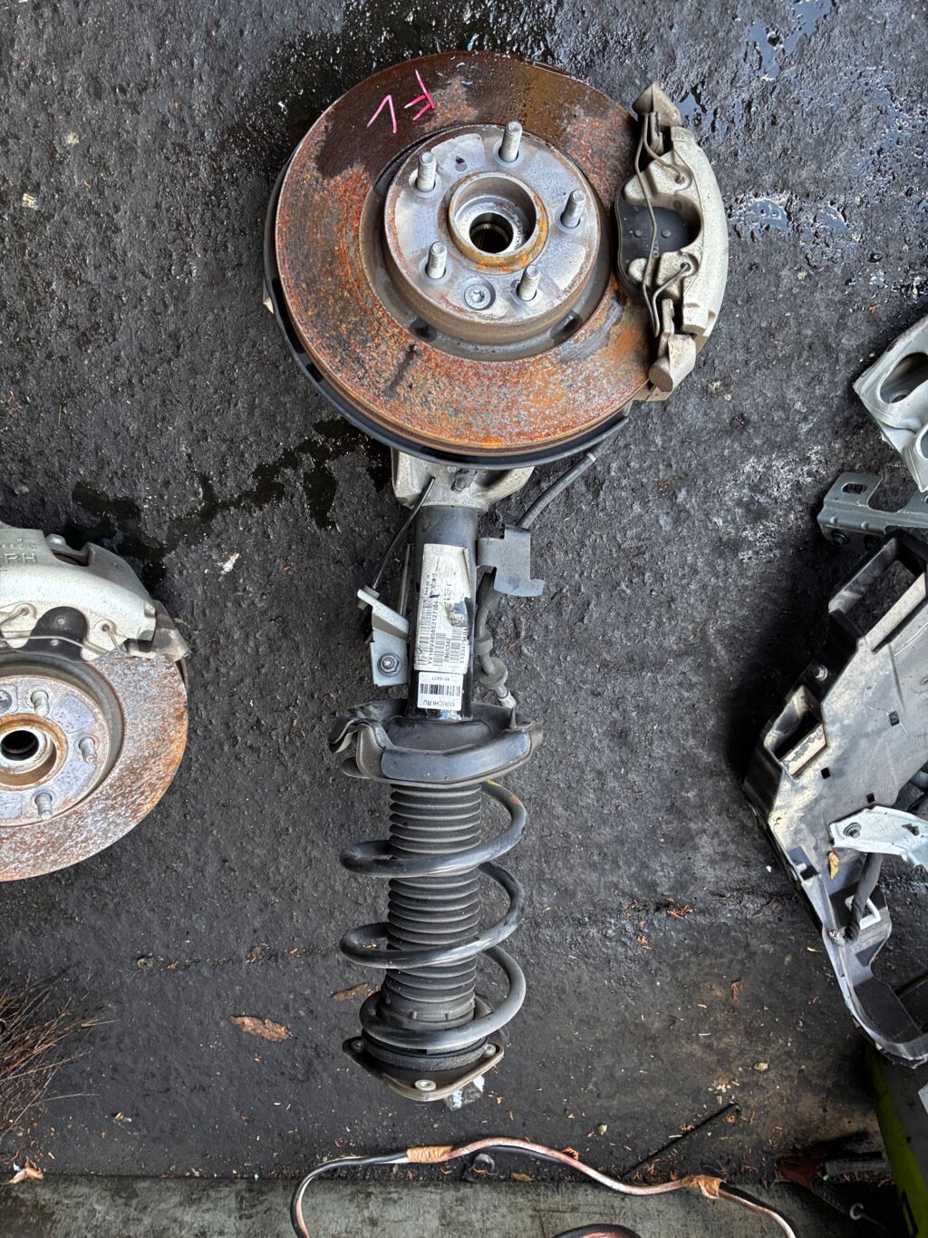 Ступица на Volvo V40 MV B4164T, Переднее Левое расположение