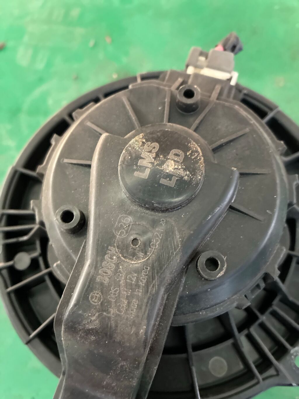 Мотор печки на Kia Optima TF F00S3B2441