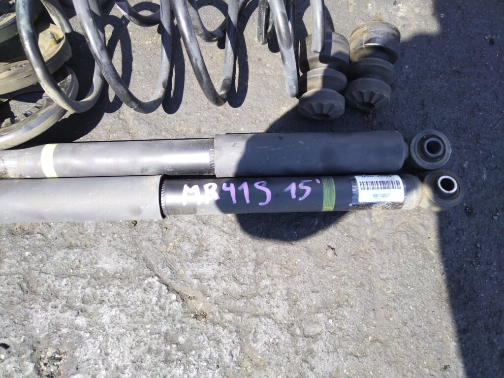 Амортизатор на Suzuki Hustler MR41S, Заднее расположение