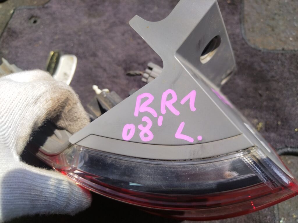 Стоп на Honda Elysion RR1 D046A, Левое расположение