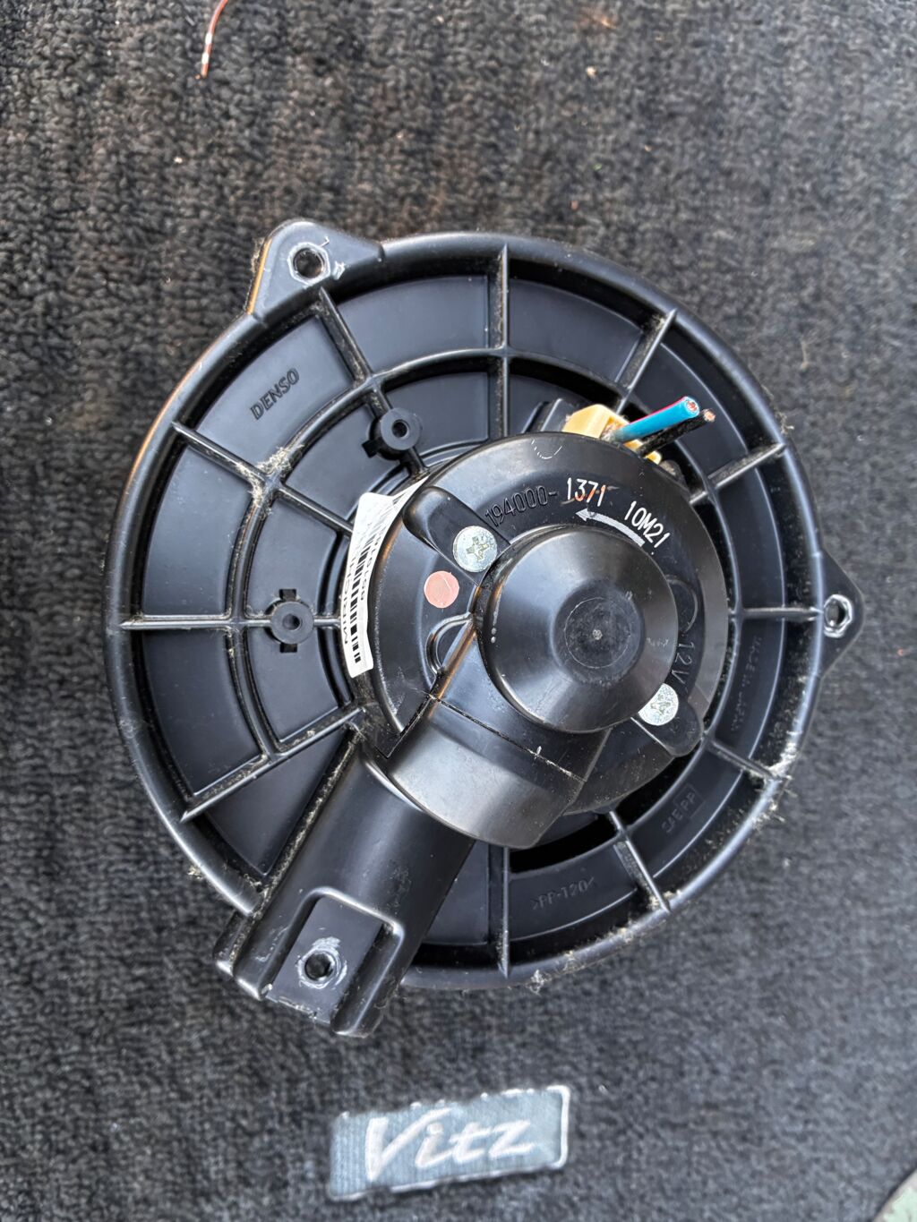 Мотор печки на Toyota Wish ZNE10G 87103-20120  87103-20150