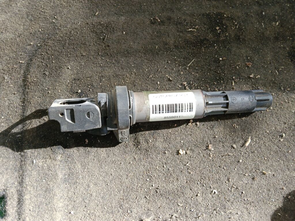 Катушка зажигания на Bmw 7-Series E65 N62B44A 0221504100  0221504464  12130148594  12130390064  12131712219  12137594938