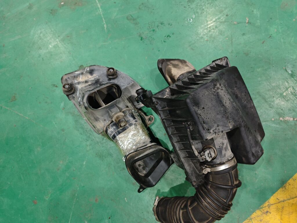 Корпус воздушного фильтра на Chevrolet Cruze J300 F16D3 13308302  13306963EG