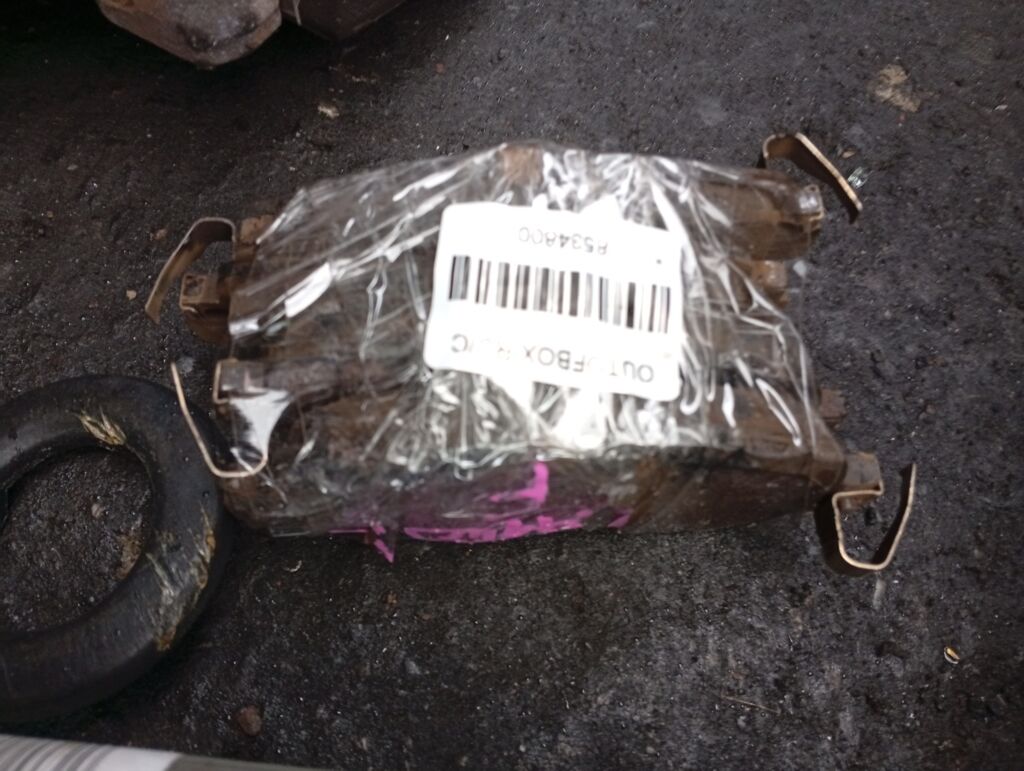 Тормозные колодки на Daihatsu Move LA150S KF-VE, Переднее расположение