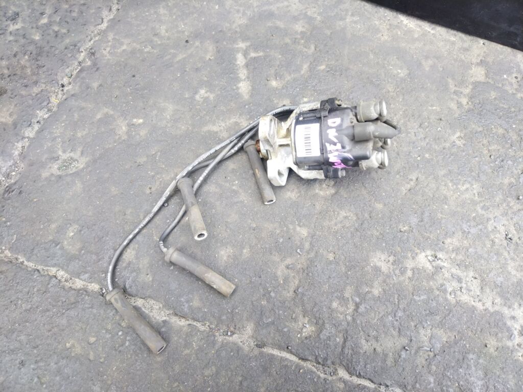 Трамблер на Mazda Demio DW3W B3-ME